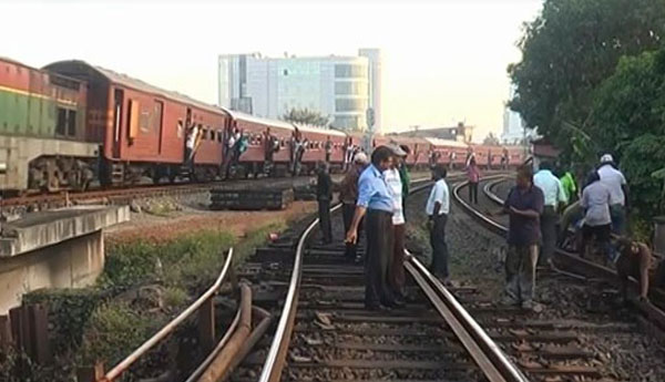 Railway Services on Main Track Back to Normal