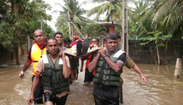 Army & Navy Evacuated Over 25,000 Flood Victims From Colombo