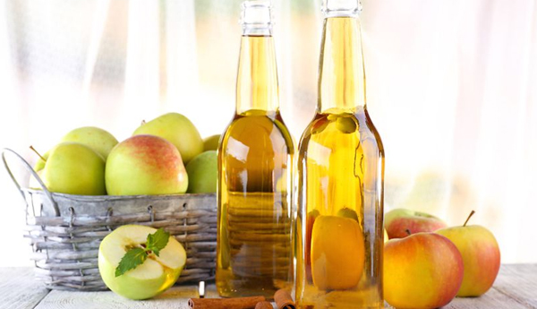 22 Uses of Apple Cider Vinegar in the Home