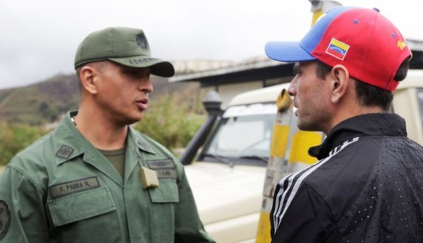 Army must choose Constitution or President Nicolas -Venezuela opposition leader Capriles