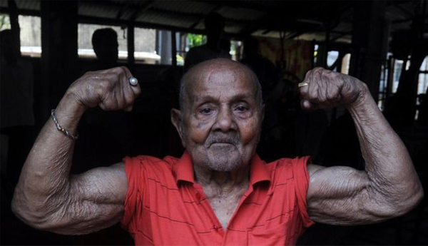 Former Physical Instructor in the Royal Air Force Cum Bodybuilder, Manohar Aich Dies at His age 104