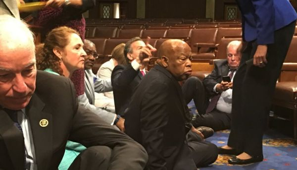 Democrats Sit-In Protest to Force Gun Control Vote (Video)
