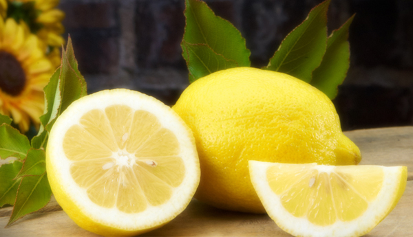 Cut A Few Lemons and Place Them On The Bedside In Your Bedroom – Here’s Why?