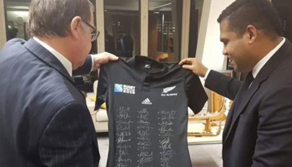 Rugby World Cup Winners Jersey Fetches 5.1 Million on Sale