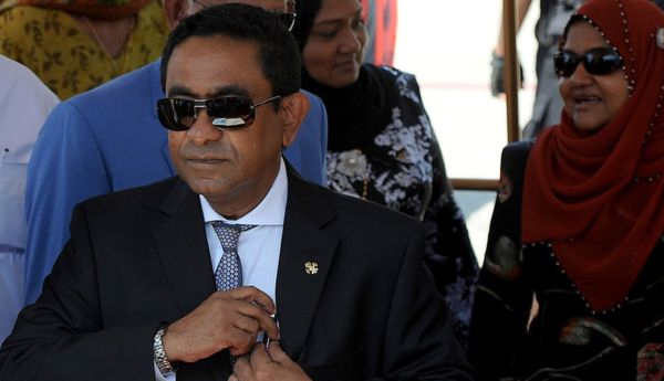 Maldives president faces ‘removal plot’, BBC learns
