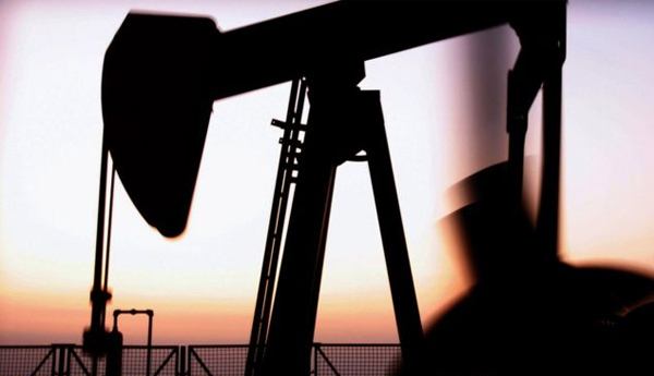 Oil Rallies After Opec Ministers Announce Output Cut