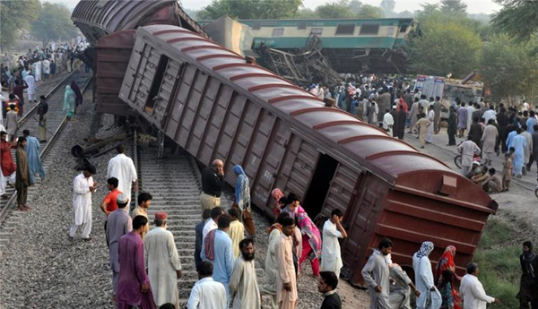 Train Crash in Pakistan