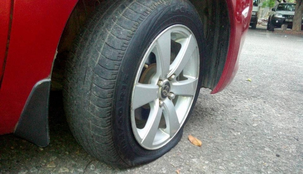 Doctors Vehicles Tyre’s Air Removed at Education Ministry Vehicle Park  