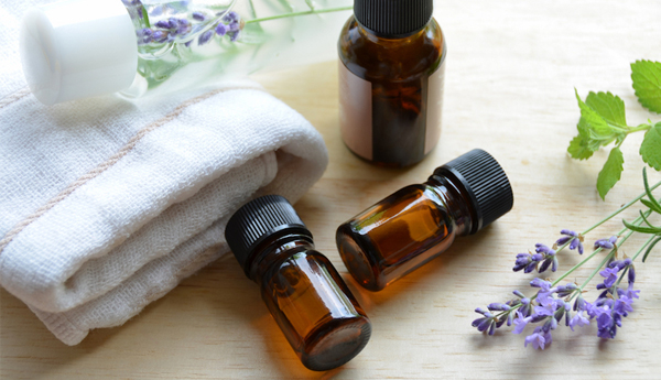 6 Essential Oils To Calm Your Skin