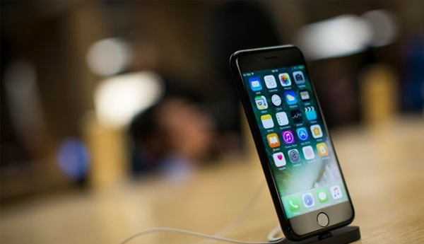 Apple Profit Slips 19% to US$9b on Lower iPhone Sales