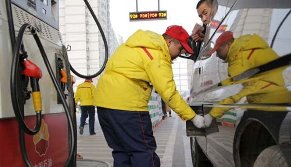 Oil Prices Rise over 2%; US Crude at 15-Month High