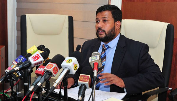 Minister Rishad’s Request to Settle Displaced Muslims of  Mullaitievu in 1000 Acres of Land Turns Down by Wigneswarann.