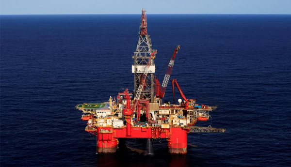 Oil Prices Stabilize After Fed Hike as Tighter Market Looms