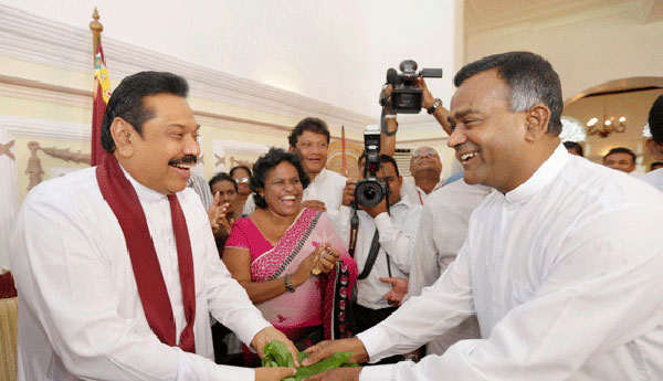 Possibility of  Tissa  Joining  Sri Lanka Podujana Peramuna  Exists