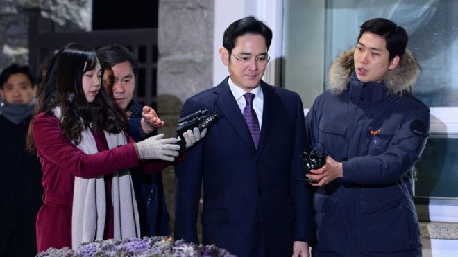 South Korea: Court Denies Arrest Warrant for Samsung Chief