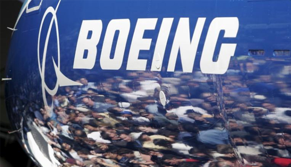 Boeing’s 2016 Orders Lowest Since 2010, Deliveries Hit Target Leftright 2/2Leftright