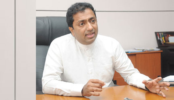 Govt Moves to Insure All Srilankan Students