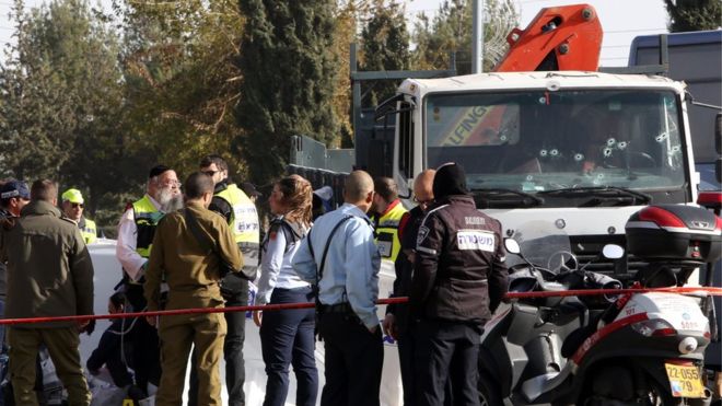 Jerusalem attack: Four dead after lorry driver rams soldiers