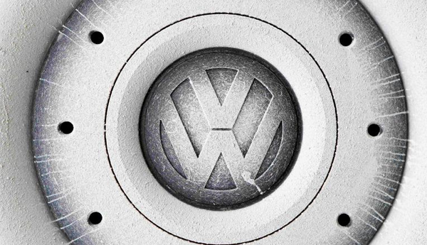 FBI Arrests Volkswagen Executive on Fraud Charges: NYT