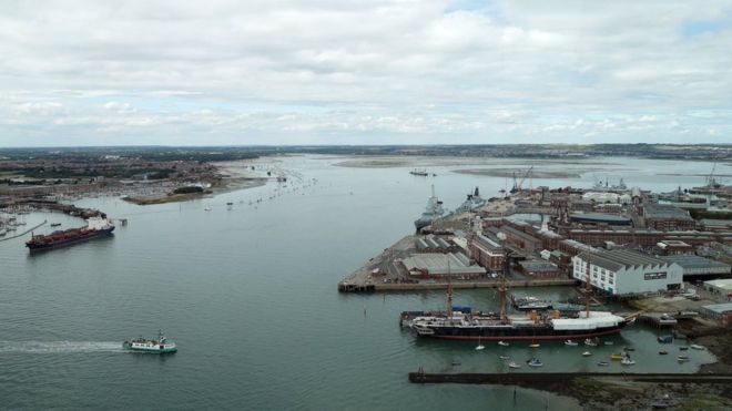 WW2 Bomb Find Halts Portsmouth Ferry and Train Travel