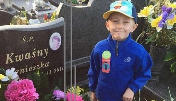 “Bury Me In My Mummy’s Coffin” – Dying Boy Pleads To Be Laid To Rest With His Mum So She Can Look After Him In Heaven