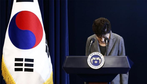 South Korean Court Throws President out of Office, 2 Dead in Protest