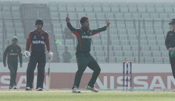 Bangladesh opt to bat first, Saifuddin debuts