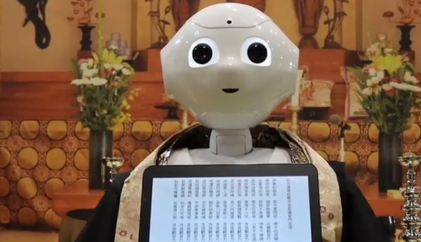 Japanese Robots Trained To Perform Buddhist Funeral Rites