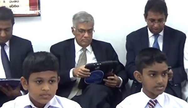 Sri Lanka Prime Minister plans to introduce  Smart Classroom in all country-wide schools .