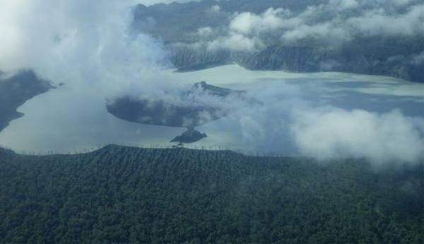 Vanuatu Volcano Eruption Sparks Ambae Island Evacuation