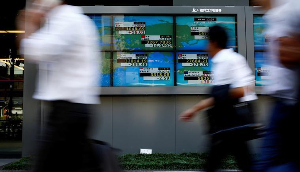 Asian Shares Shrug Off Energy Blues, Dollar Firms