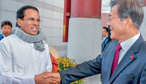 President Maithripala Sirisena Hold Discussions With South Korean President