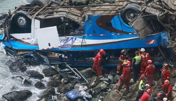 Peru Pasamayo: Dozens Killed as Coach Plunges Off Cliff