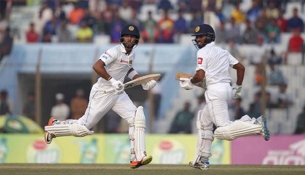 Bangladesh vs Sri Lanka, 1st Test Day 4 Live cricket score: Sri Lanka set to take lead over Bangladesh