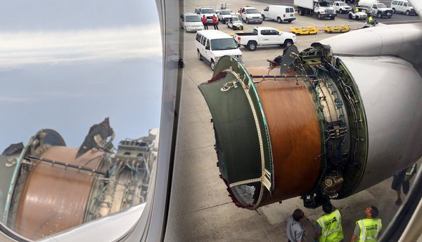 Engine Cover Blows Off on United Airlines Flight