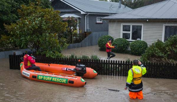 Ex-Cyclone Hit New Zealand