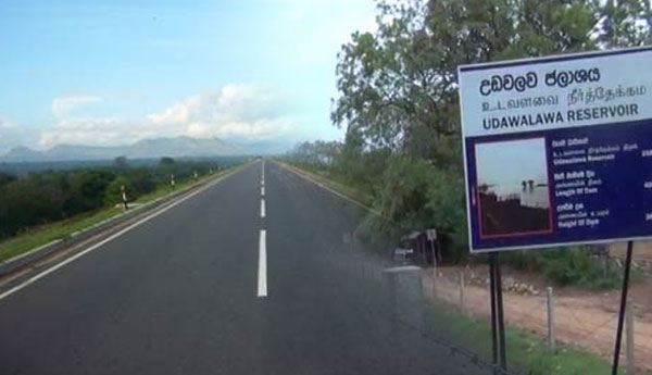 Travel Ban on Heavy Vehicle Over Udawalawe Reservoir When Sluice Gates Opened