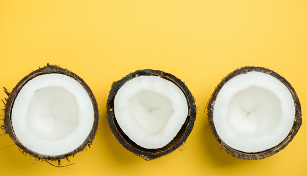 What’s Really In Coconut Water? Plus, 7 Health Benefits!