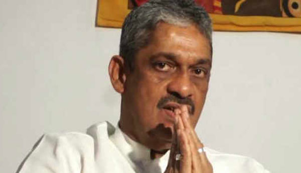 Minister Sarath Fonseka Tenders his Apology to President