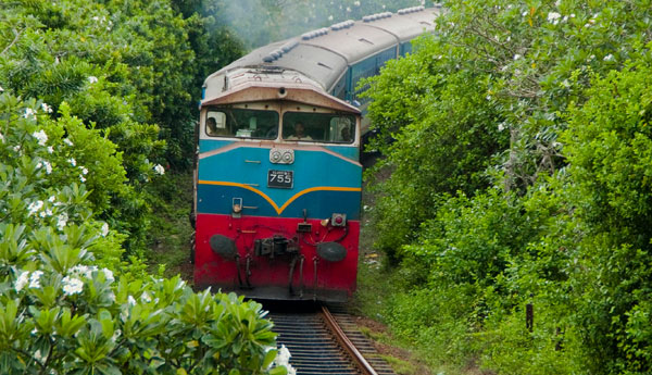 The train service between Ragama and Ja-ela will be suspended today
