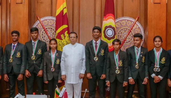 President Felicitates Medal Winners in 2018 Junior Asian Athletics Championships.