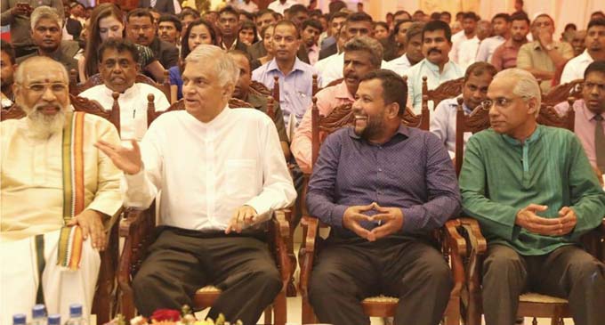 Minister Rishad Bathiudeen commends Premier’s assurance of financial support for SMEs Minister Rishad Bathiudeen commends Premier’s assurance of financial support for SMEs