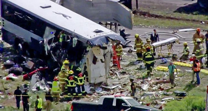 bus crash in New Mexico