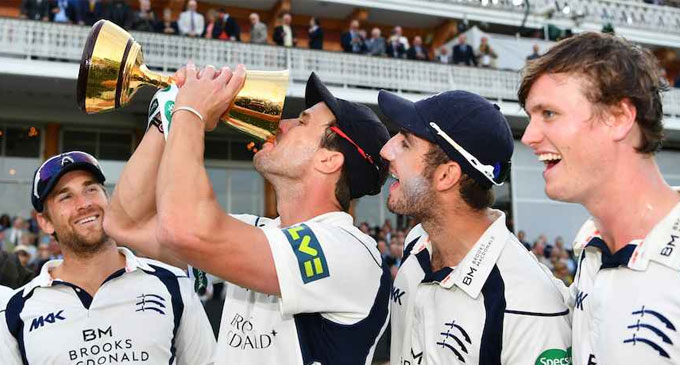 Former England opener Nick Compton announces retirement from cricket