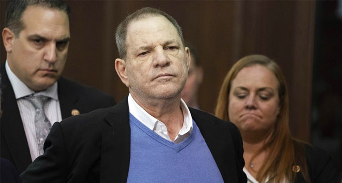 New York prosecutors abondon the case against Harvey Weinstein