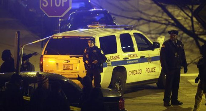 Medical staff and policeman among four dead in Chicago hospital shooting