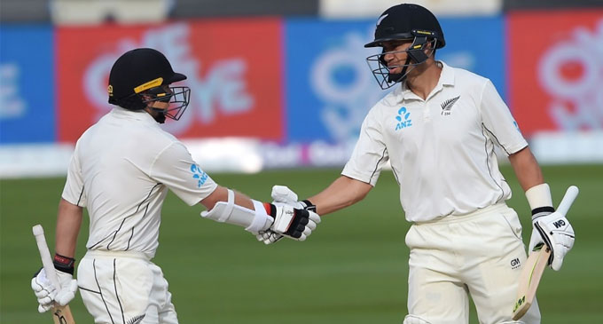 Pakistan break New Zealand resistance with two wickets