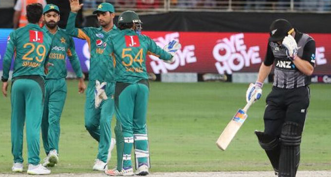 New Zealand lose eight for 23 as Pakistan complete 3-0 sweep