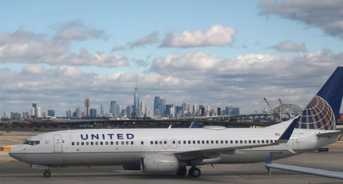 Drone sighting disrupts major US airport Drone sighting disrupts major US airport