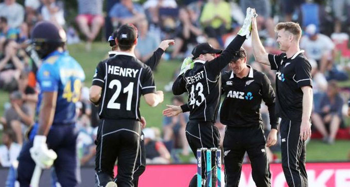 New Zealand beat Sri Lanka by 35 runs